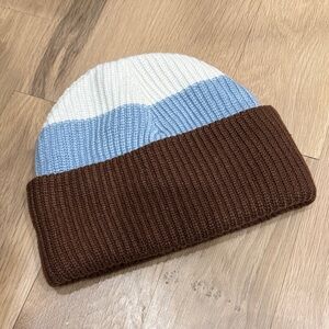 Sunday best women’s ' White, Blue, and Brown Knit Hat